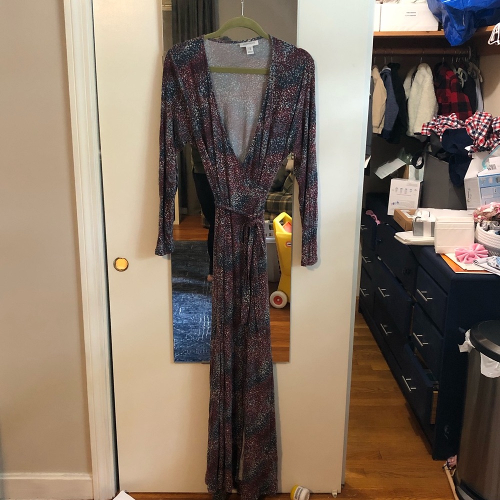 Spotted maternity wrap maxi